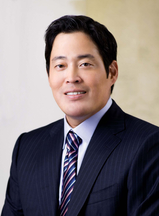 정용진 신세계 부회장이 신년사에서 고객의 중요성을 강조했다. <신세계 제공>